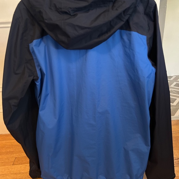 North Face Mens’ Rain Jacket Waterproof Lightweight Coat (Mens’ Small) - Picture 2 of 4